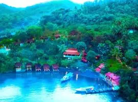 Bastianos Lembeh Dive Resort