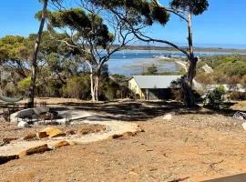 Essence Kangaroo Island - Tiny home American River