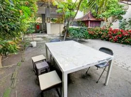 OYO Life 93257 Kos Anugerah
