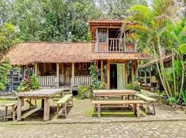 Hotel O Omah Baturan Syariah