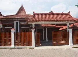 Capital O 93719 Homestay Omah Bidadari