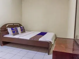 SPOT ON 93840 Guest House Amanda Syariah