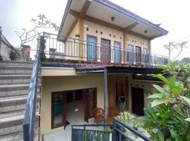 Capital O 93881 Jero House