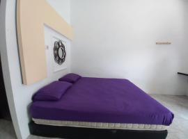 OYO 93962 Jm Guest House, hotel v destinaci Pundong