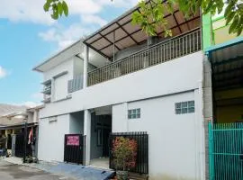 Hotel O Pdl Guest House Syariah