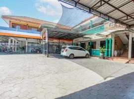Hotel O Central Madiun Near Stasiun Kota Madiun