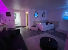 Cosy Home avec Spa - Prox airport, CNPE, Eurexpo