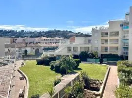 Apartment with terrace in Cavalaire-sur-Mer