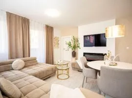 ALURE RESIDENCES 13 & 24h self check-in, fireplace,private parking in front of the apartment building included, new building, green area with meadows and forests