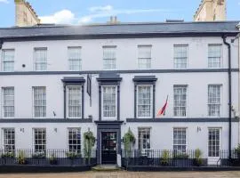 Sleeping Bear Hotels Dorchester
