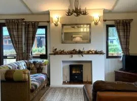 The Woodhouse Cabin 8