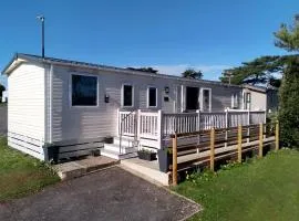Shorefield Country Park 3-Bed Casita Passes inc