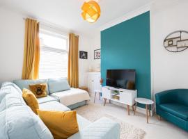 Winslow House- Close To Coop Etihad & Free Parking, hotel v Manchesteru