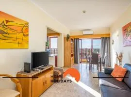 #256 Sea & Sun View by Home Holidays