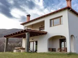 K Ardamis Estate Kastoria