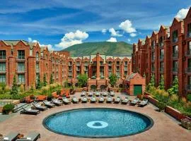 St. Regis Aspen Resort