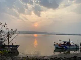 Artham The River View