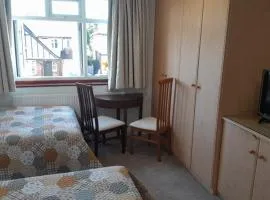 Edgware B&B