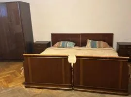 Guest house near the metro Isani