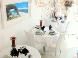 Pebble Stone House Bed & Breakfast, hotell i Swakopmund