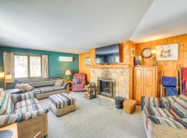 Outdoor Paradise Spacious Wisconsin Family Home, ξενοδοχείο σε Wausaukee