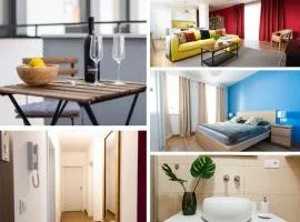 Private 5 star 3 room flat and in-door Pkg