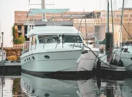 Yacht La Rochelle, 5 pers, 2 sdb