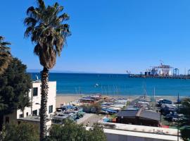 Vado sul mare, hotelli kohteessa Vado Ligure