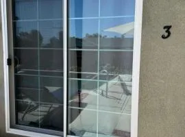 Pool Front Romantic Getaway withPrivate Entry