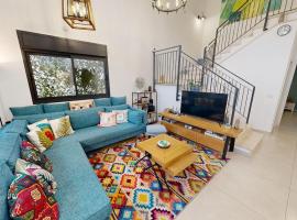 The Galilee Flame duplex, hotel v destinaci Shelomi