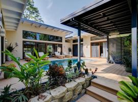 Villas Roca del Caribe, stuga i Puerto Viejo