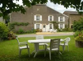 Maison typique lorraine dans une ancienne ferme - FR-1-584-376