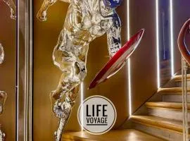 LiFE VOYAGE RESIDENCE & SPA - Strasbourg's City Center Luxury Experience、ストラスブールのスパホテル