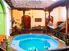 Elegant, Romantic & Kid-Friendly Colonial Home, cabana o cottage a Granada