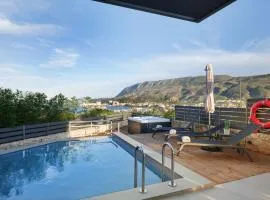 Thearia seaview maisonette