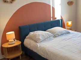 Appartement Design proche Paris, khách sạn ở Savigny-sur-Orge