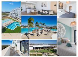 Luxury apartment - Lake & Life Resort - Jacuzzi - Gym, h&ocirc;tel de luxe &agrave; Torre-Pacheco