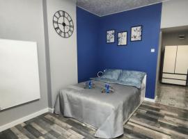 721 Slate Apartament Jedlina-Zdrój, khách sạn ở Jedlina-Zdrój