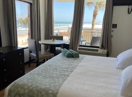 Flamingo Inn Beachfront - Daytona Beach, B&B/chambre d'hôtes à Daytona Beach
