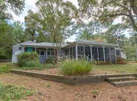 Broad hollow 5