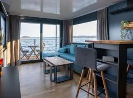 Domek na wodzie - Marina & Camping Siemiany