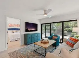Exquisite Luxury First Floor Condo - Easy Walk to Amenities