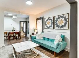 Walkable Location Welcoming Unit in Omaha