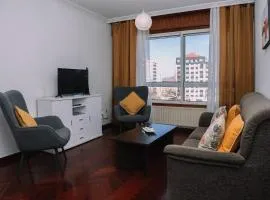 Luminoso y cómodo con parking by CABANA Rentals