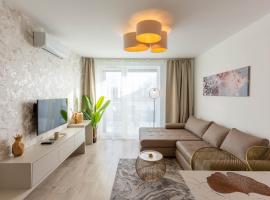 Lakeside 101 Apartment, hotel in Fonyód