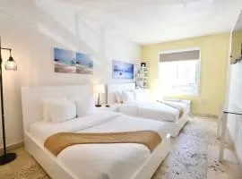 Ocean Drive Suite in South Beach Family & Pet Friendly
