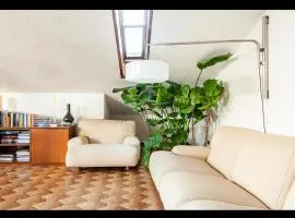Damazon room - Stanza con parcheggio privato