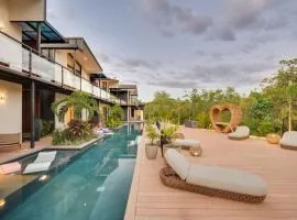 The Bungalows #5 - Boutique Hotel in Flamingo Beach - Ground Level Studio