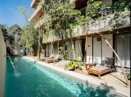 Tulum la Veleta Condo Best Sunrises & Jungle View near Holistika