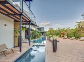 The Bungalows #2 - Boutique Hotel in Flamingo Beach - Top Level Studio